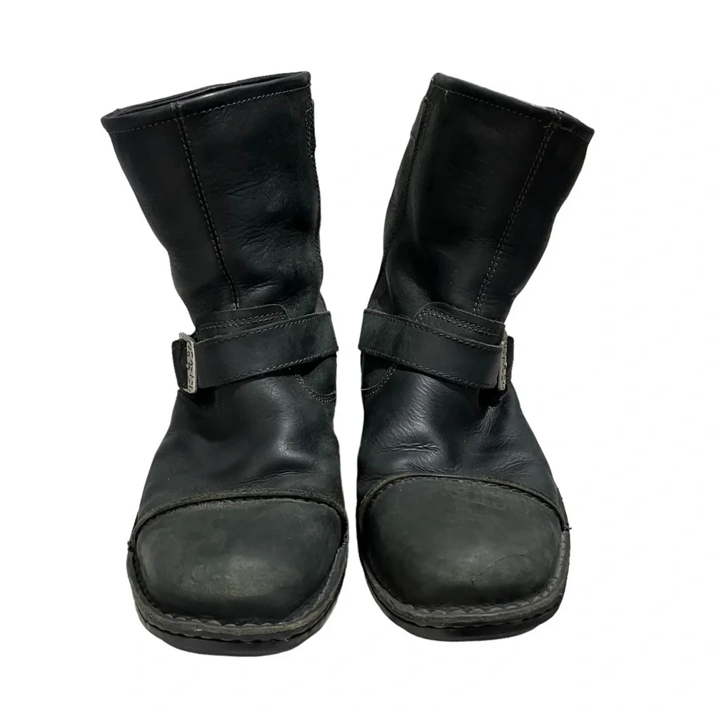 UGG Australia Rockville II Boots Black Rugged Leather Men’s Size 11 S/N 3040